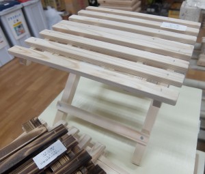 小物折り畳み椅子