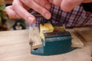 サイコロ：マスキング穴開け