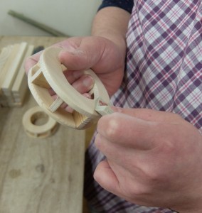 水車：磨き（くも・輪坂）