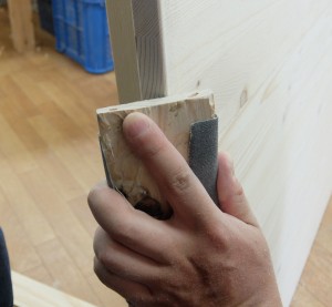 テーブル：磨き