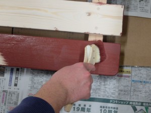 ベンチ：塗装