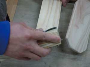 振動装置：磨き（翼）