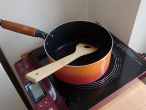 うさぎのしっぽ（ごま）：ごまの炒め