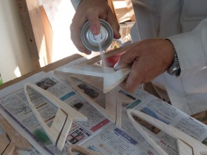 ダイハツマーク（木製品）：塗装